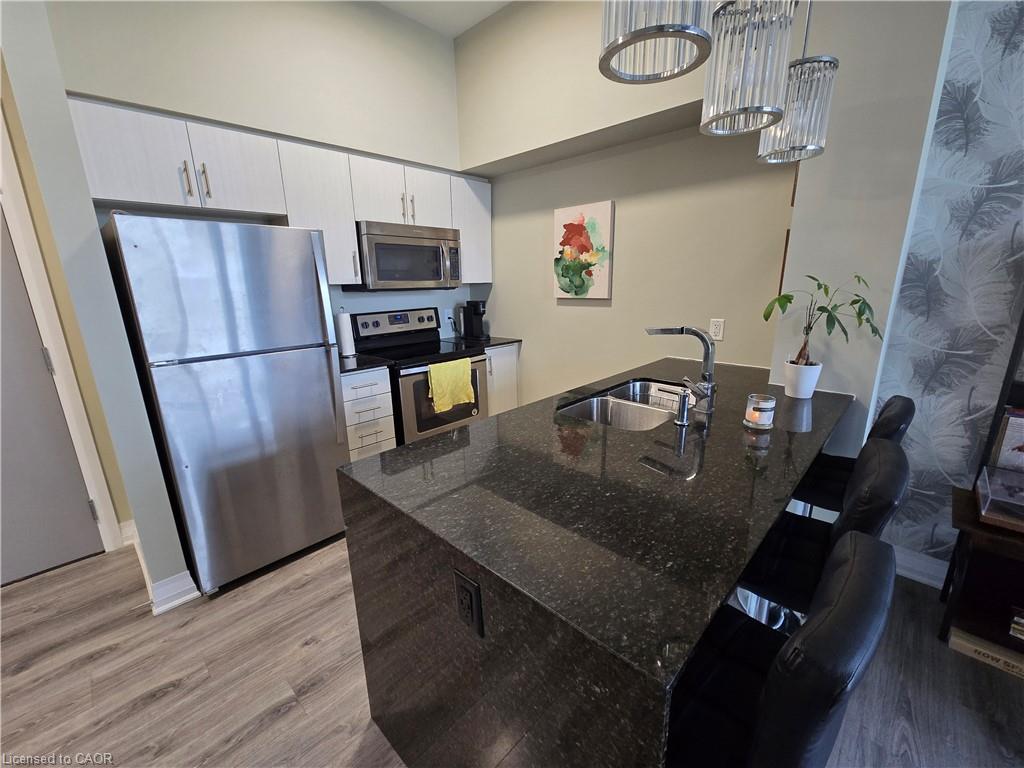 10 Concord Place #521, Grimsby, Ontario  L3M 0G6 - Photo 3 - 40834645