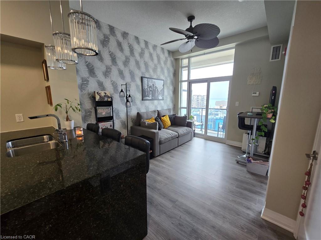 10 Concord Place #521, Grimsby, Ontario  L3M 0G6 - Photo 6 - 40834645