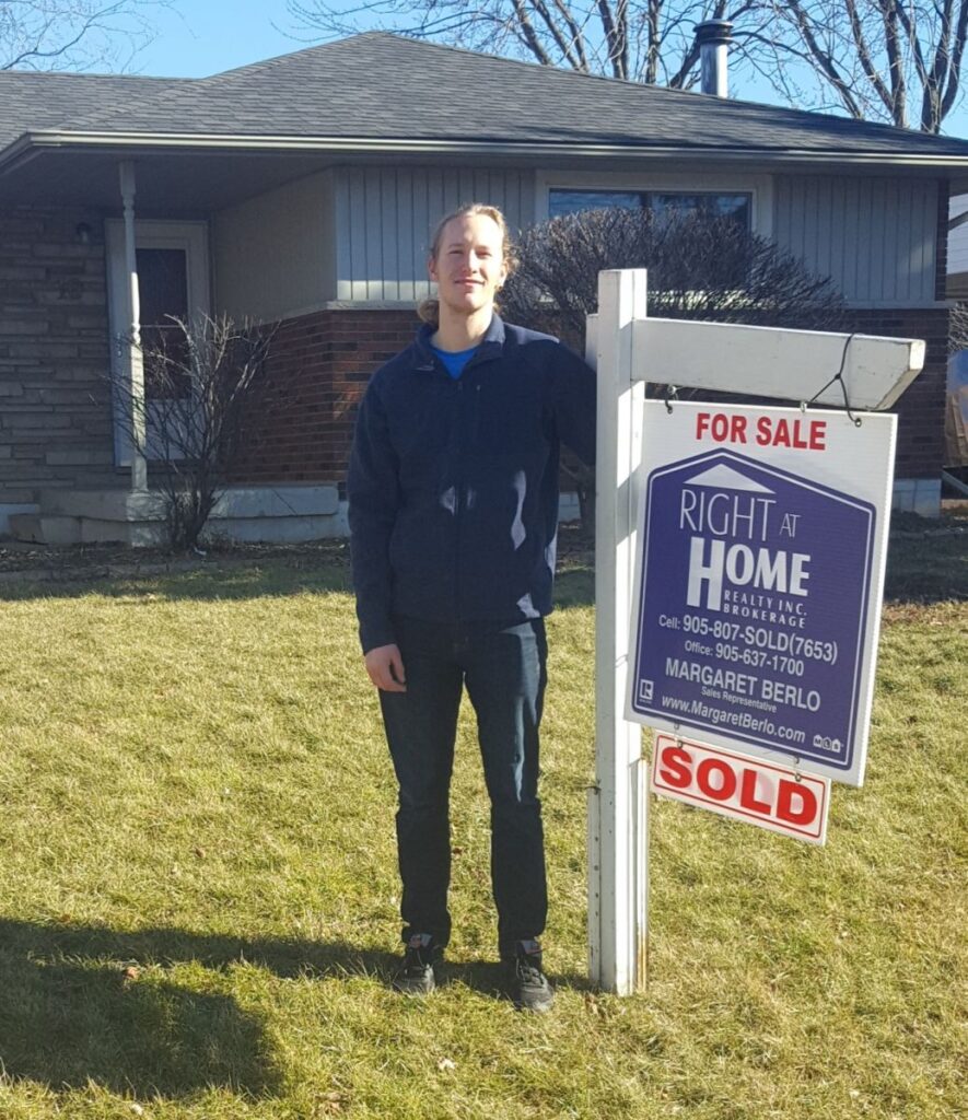 devin sold